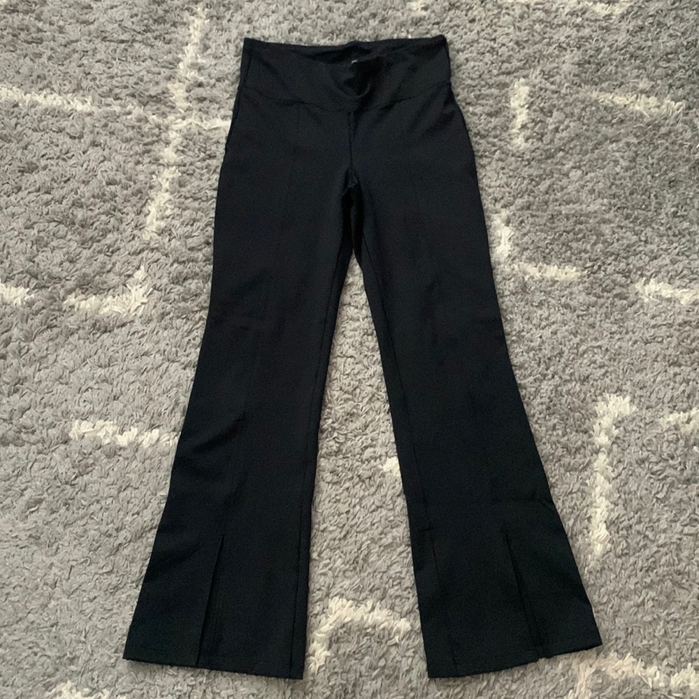 Gap high waisted flare leggings with slit